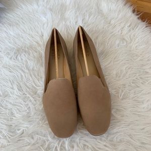 Naturalizer Lorna Suede Loafer